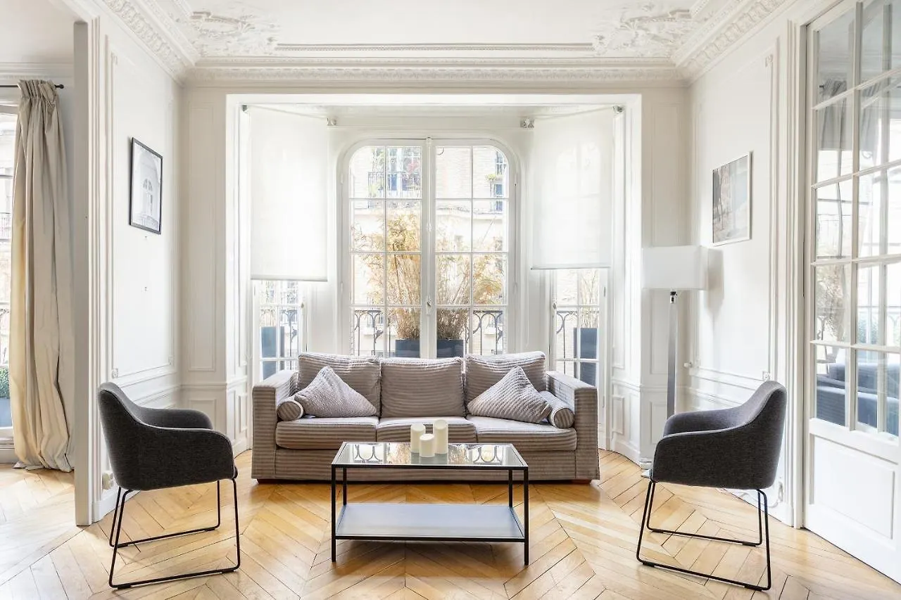 Luxury Living In Passy Apartment Paris
