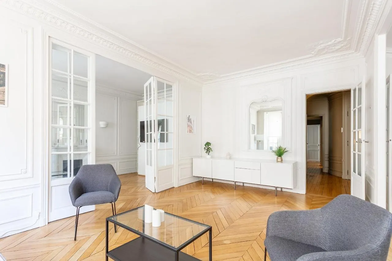Luxury Living In Passy Apartment Paris