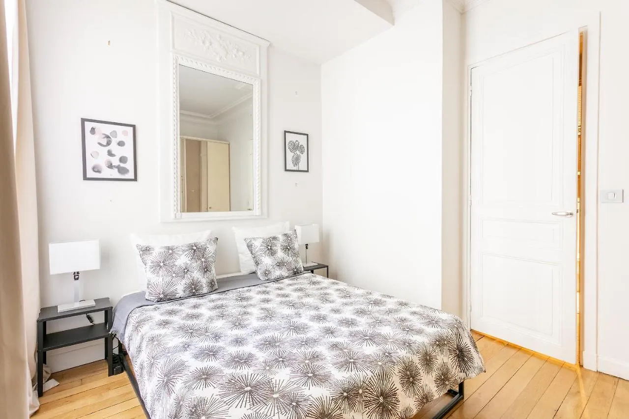 Luxury Living In Passy Apartman Párizs