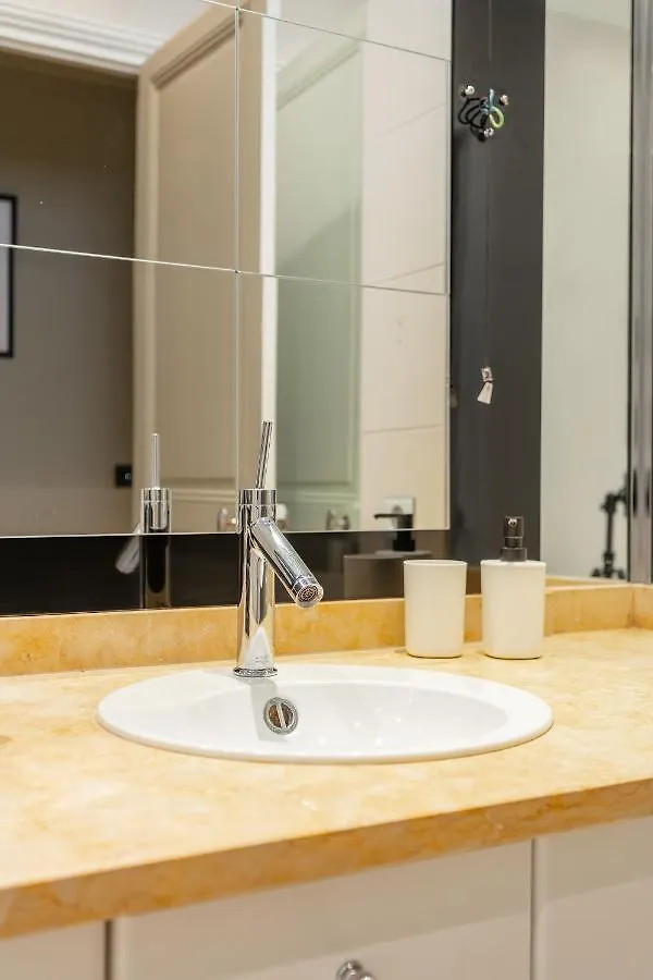 Luxury Living In Passy Apartman Párizs